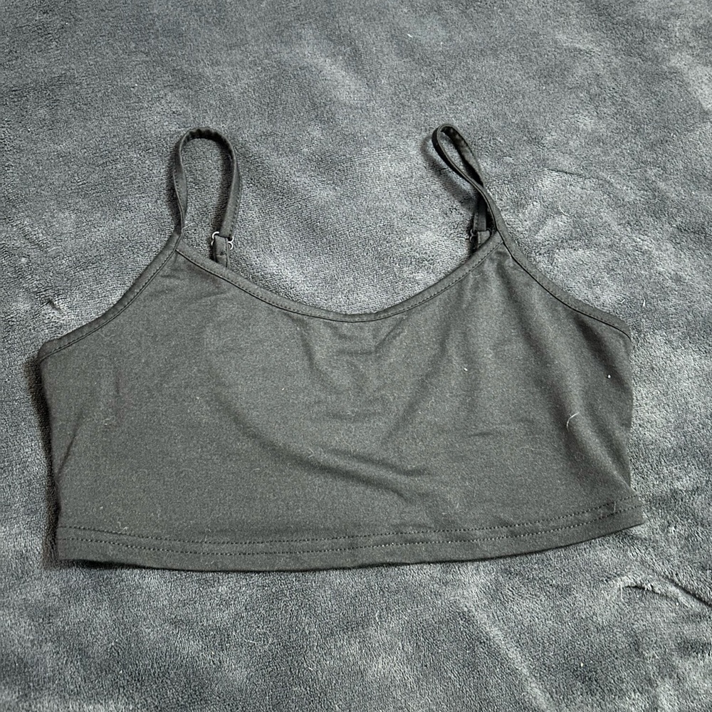 SHEIN Black Cropped Tank Top